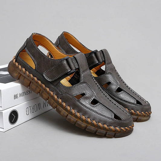 Hot Sale Summer Mens Sandals Outdoor Non-slip Men Beach Shoes Handmade Leather Man Summer Shoes Breathable Roma Sneakers Loafers